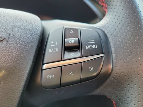 Certified 2023 Ford Escape ST-Line w/ Tech Pack #1 AWD/4WD image 17