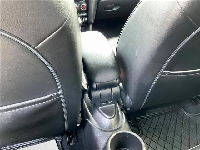 Used 2016 MINI Cooper 4-Door Hardtop FWD image 20