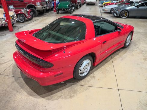 Used 1994 Pontiac Firebird Coupe image 17