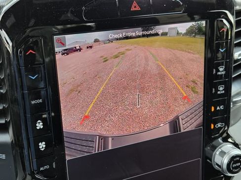 New 2026 RAM 2500 Big Horn AWD/4WD image 21
