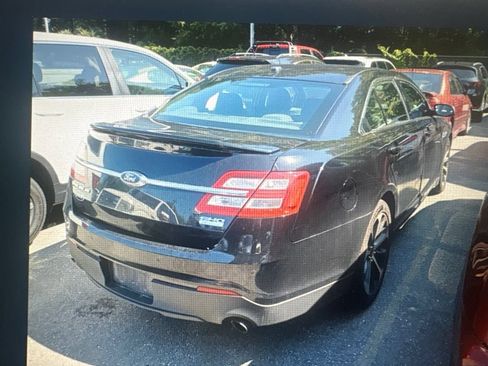 Used 2016 Ford Taurus SHO w/ Equipment Group 401A AWD/4WD image 3