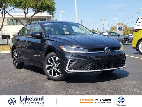 Certified 2025 Volkswagen Jetta S image 1