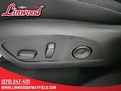 New 2026 Chevrolet Traverse LT FWD image 14