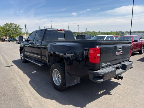 Used 2017 GMC Sierra 3500 Denali w/ Duramax Plus Package image 2