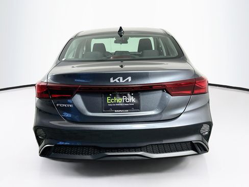 Used 2023 Kia Forte LXS w/ LXS Technology Package FWD image 7