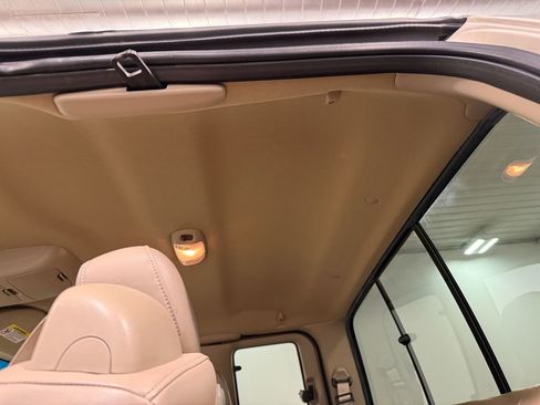 Used 2002 Ford F250 Lariat AWD/4WD image 9