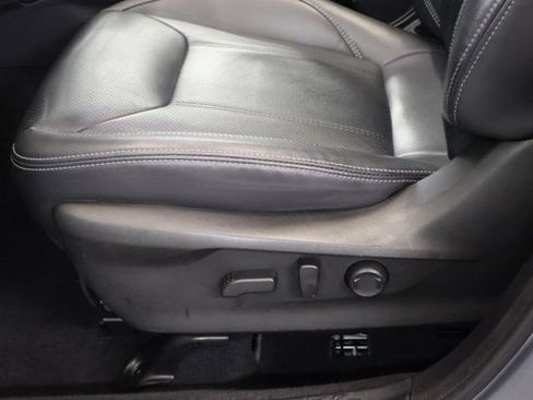 Certified 2023 Subaru Forester Limited image 13