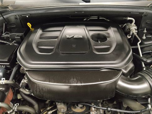 Used 2018 Dodge Durango GT image 30