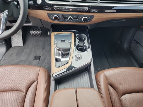 Used 2017 Audi Q7 2.0T Premium Plus w/ Premium Plus Package image 15