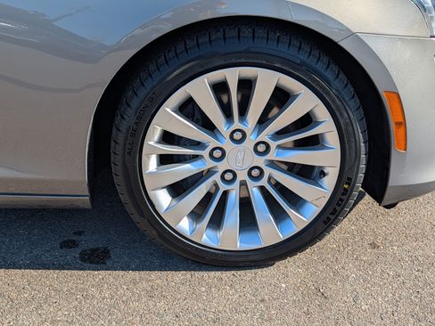 Used 2017 Cadillac CTS Luxury image 15