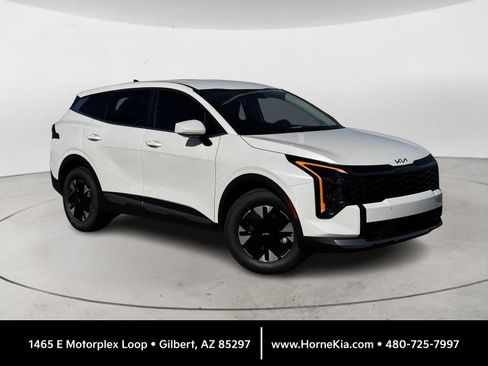 New 2026 Kia Sportage LX image 1