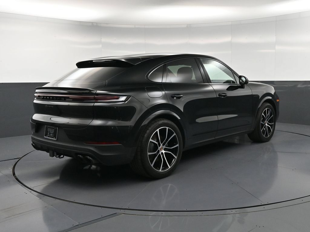 Certified 2025 Porsche Cayenne E-Hybrid Coupe AWD/4WD image 8