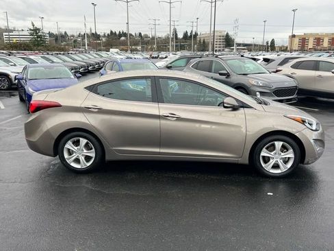 Used 2016 Hyundai Elantra Value Edition image 5