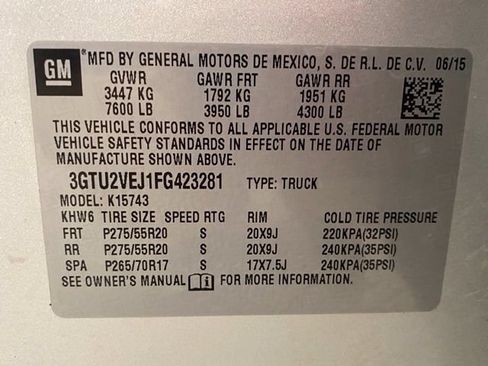 Used 2015 GMC Sierra 1500 SLT w/ SLT Crew Cab Value Package AWD/4WD image 40