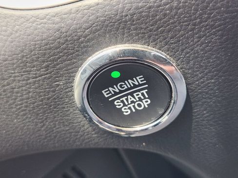 Used 2023 Ford Edge SEL AWD/4WD image 20