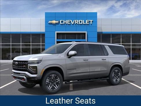 New 2026 Chevrolet Suburban Z71 image 2