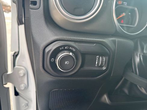 Used 2023 Jeep Wrangler Unlimited Sahara w/ Cold Weather Group image 28