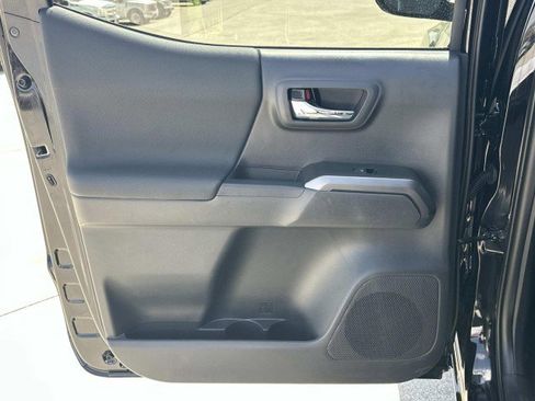 Used 2023 Toyota Tacoma TRD Off-Road w/ Technology Package image 21