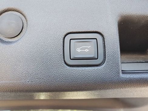 Certified 2024 Chevrolet Equinox LT w/ LPO, Floor Liner Package FWD image 12