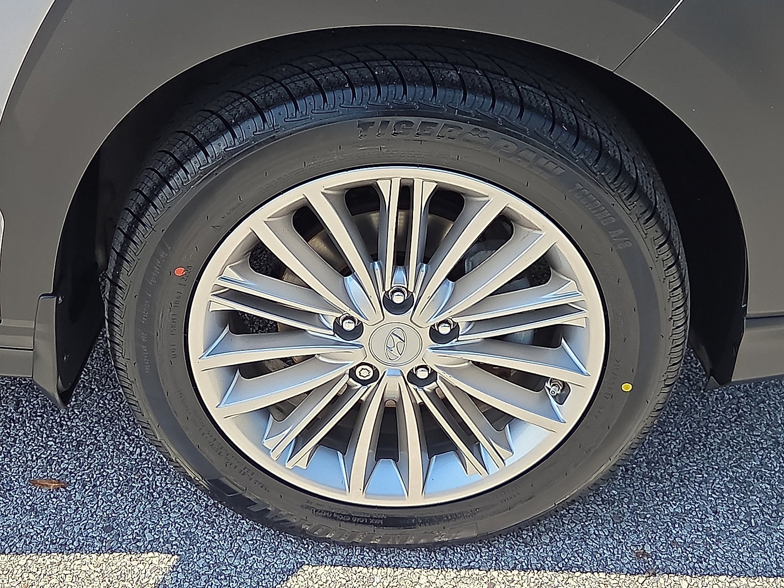 Used 2021 Hyundai Kona SEL FWD image 7