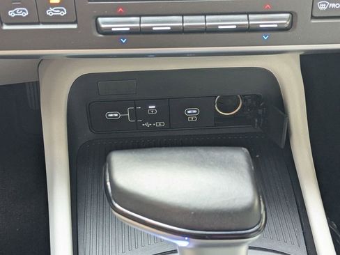 Used 2024 Hyundai Kona SEL FWD image 21