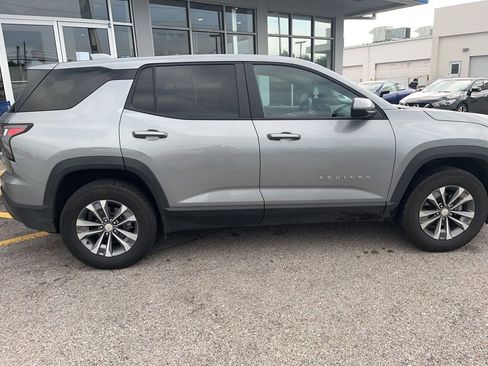Used 2026 Chevrolet Equinox LT FWD image 7