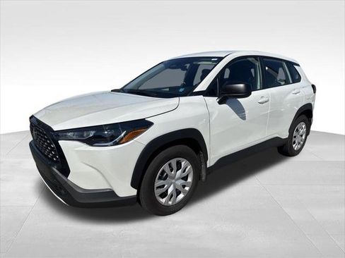 Certified 2024 Toyota Corolla Cross L FWD image 1