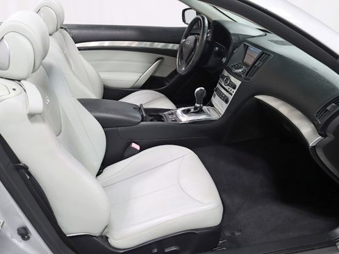 Used 2013 INFINITI G37 Sport w/ Premium Pkg RWD image 29