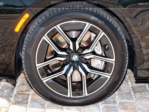 Used 2024 BMW 760i xDrive AWD/4WD image 46