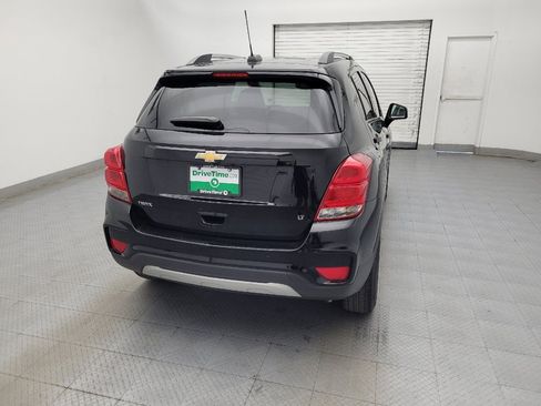 Used 2017 Chevrolet Trax LT FWD image 7
