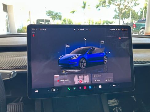 Used 2022 Tesla Model 3 RWD image 43