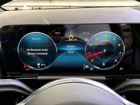 Certified 2023 Mercedes-Benz GLA 250 4MATIC image 26