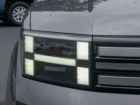 Used 2026 Hyundai Santa Fe SE FWD image 13