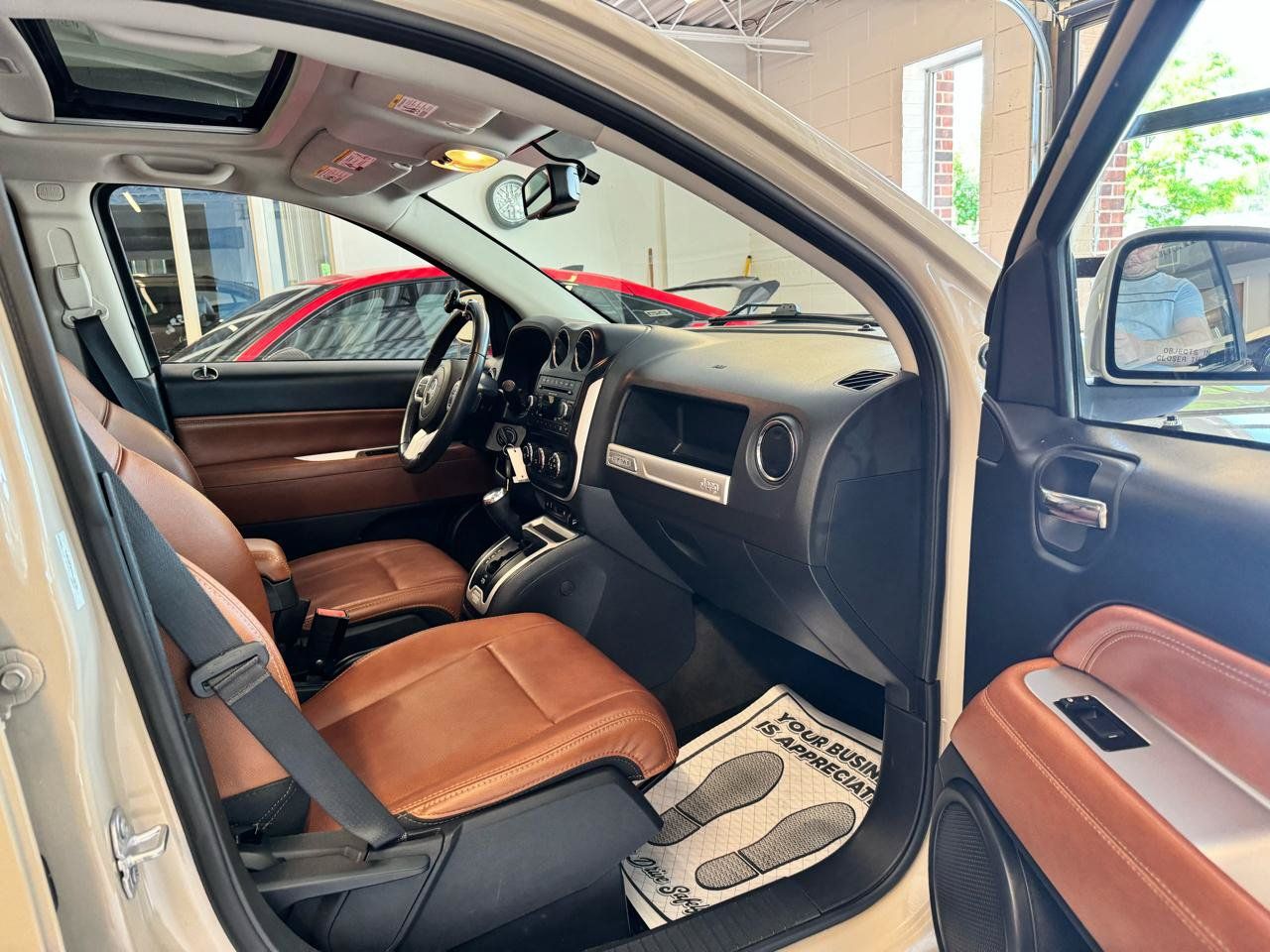 Used 2017 Jeep Compass High Altitude AWD/4WD image 26