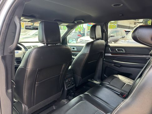 Used 2018 Ford Explorer Limited AWD/4WD image 15