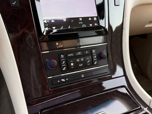 Used 2007 Cadillac Escalade AWD w/ Information Package image 41