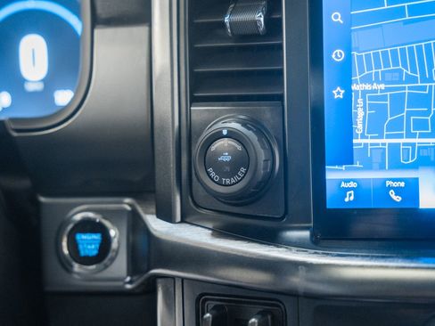 Certified 2022 Ford F150 Lariat w/ Equipment Group 502A High image 32