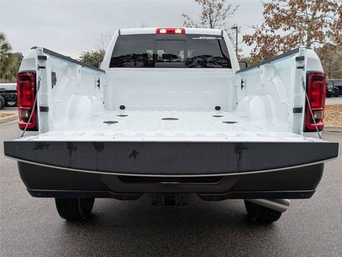 New 2026 RAM 2500 Tradesman AWD/4WD image 13