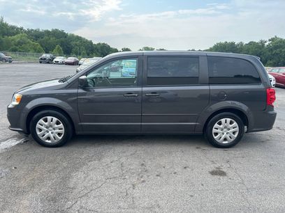 Used 2017 Dodge Grand Caravan SE w/ Power Window Group
