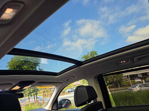 Used 2024 BMW X7 xDrive40i image 23