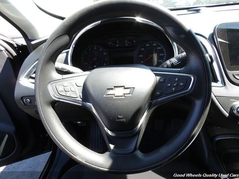 Used 2020 Chevrolet Malibu LT w/ Midnight Edition FWD image 19