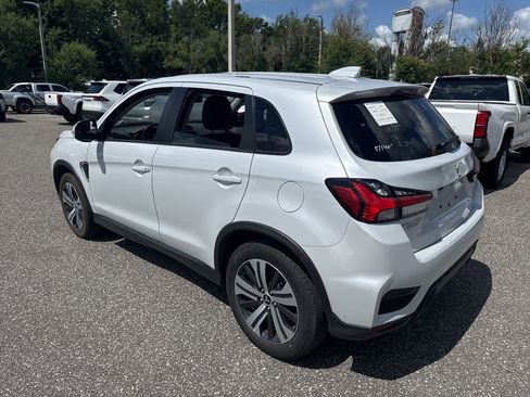 Used 2025 Mitsubishi Outlander Sport SE AWD/4WD image 3