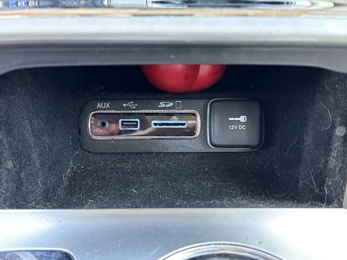 Used 2017 Jeep Grand Cherokee Limited w/ Luxury Group II image 22