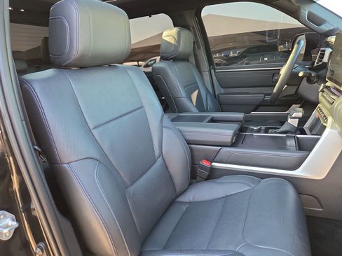 Certified 2025 Toyota Tundra Platinum AWD/4WD image 18
