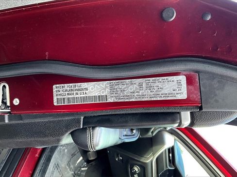 Used 2022 Jeep Grand Cherokee L Limited image 33