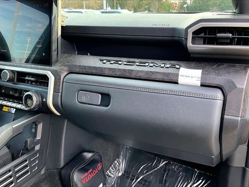 Used 2024 Toyota Tacoma Limited image 19