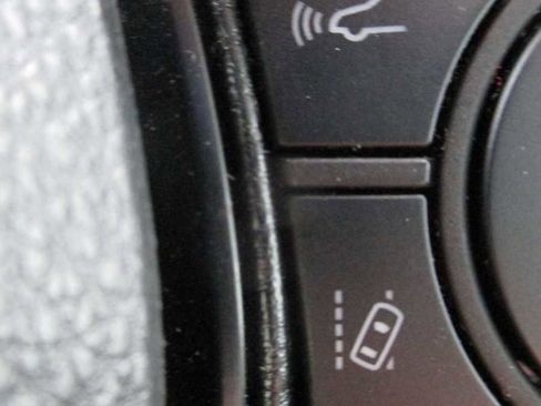 Used 2022 Toyota Corolla LE image 20