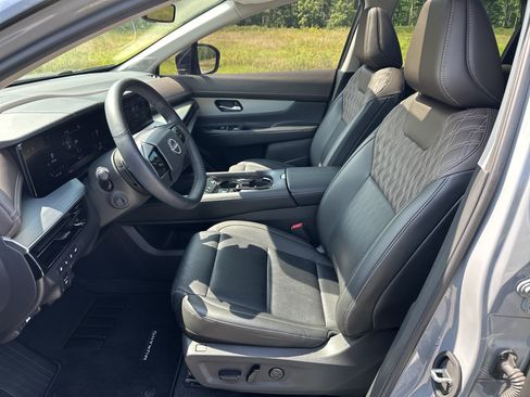 Certified 2025 Nissan Murano Platinum w/ Cargo Package AWD/4WD image 9