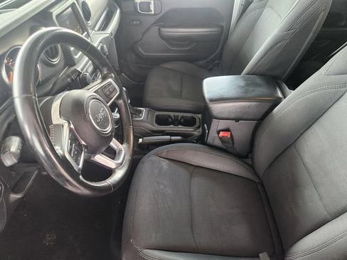 Used 2020 Jeep Gladiator Sport w/ Quick Order Package 24S AWD/4WD image 12