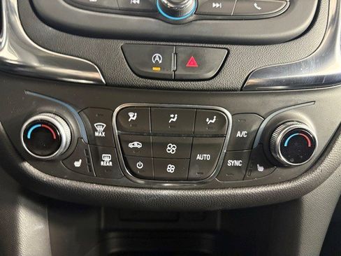 Certified 2024 Chevrolet Equinox LT w/ LPO, Floor Liner Package image 16